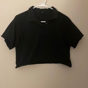 Black short sleeve crop top